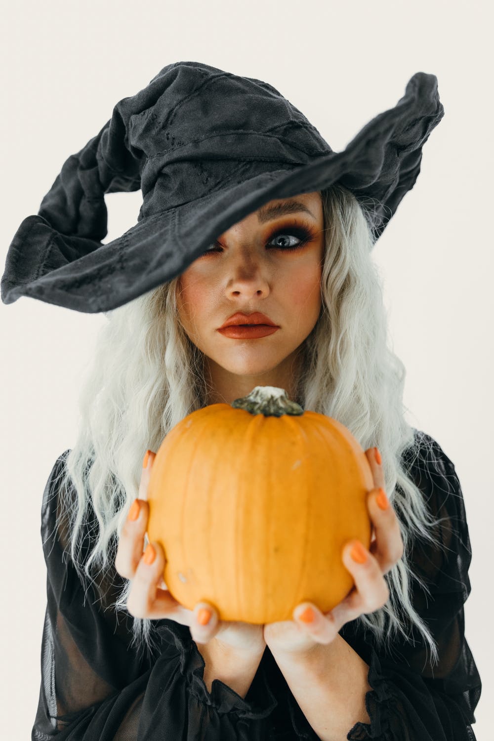 10 Instagrammers to inspire your 2021 Halloween makeup looks